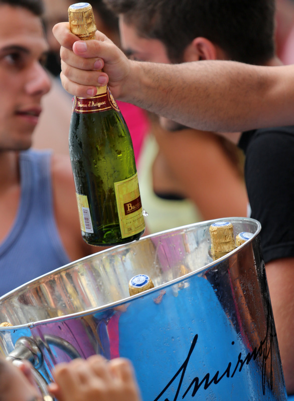 Edde Sands Champagne Shower